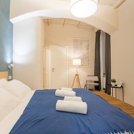 Al Caruggio Guest House เจนัว ภายนอก รูปภาพ