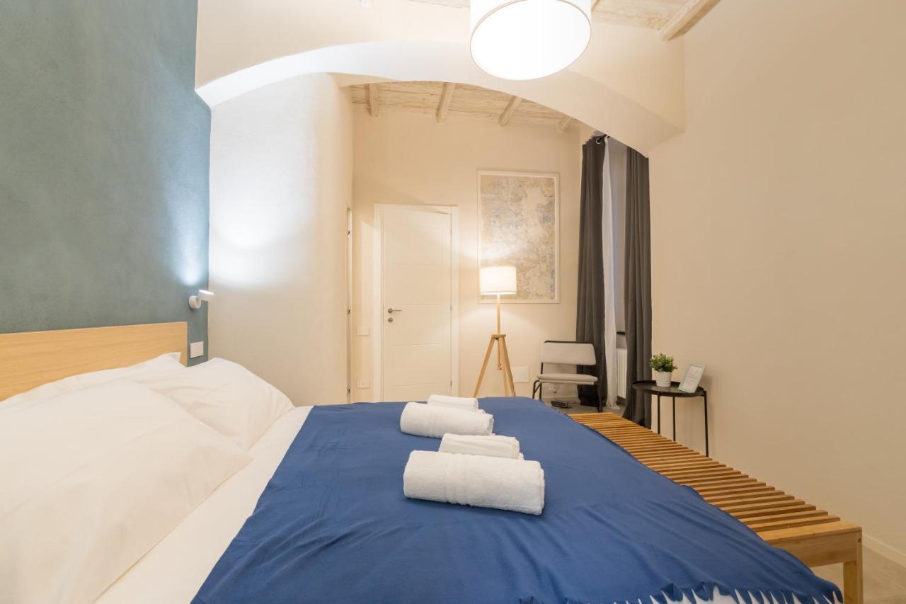 Al Caruggio Guest House เจนัว ภายนอก รูปภาพ