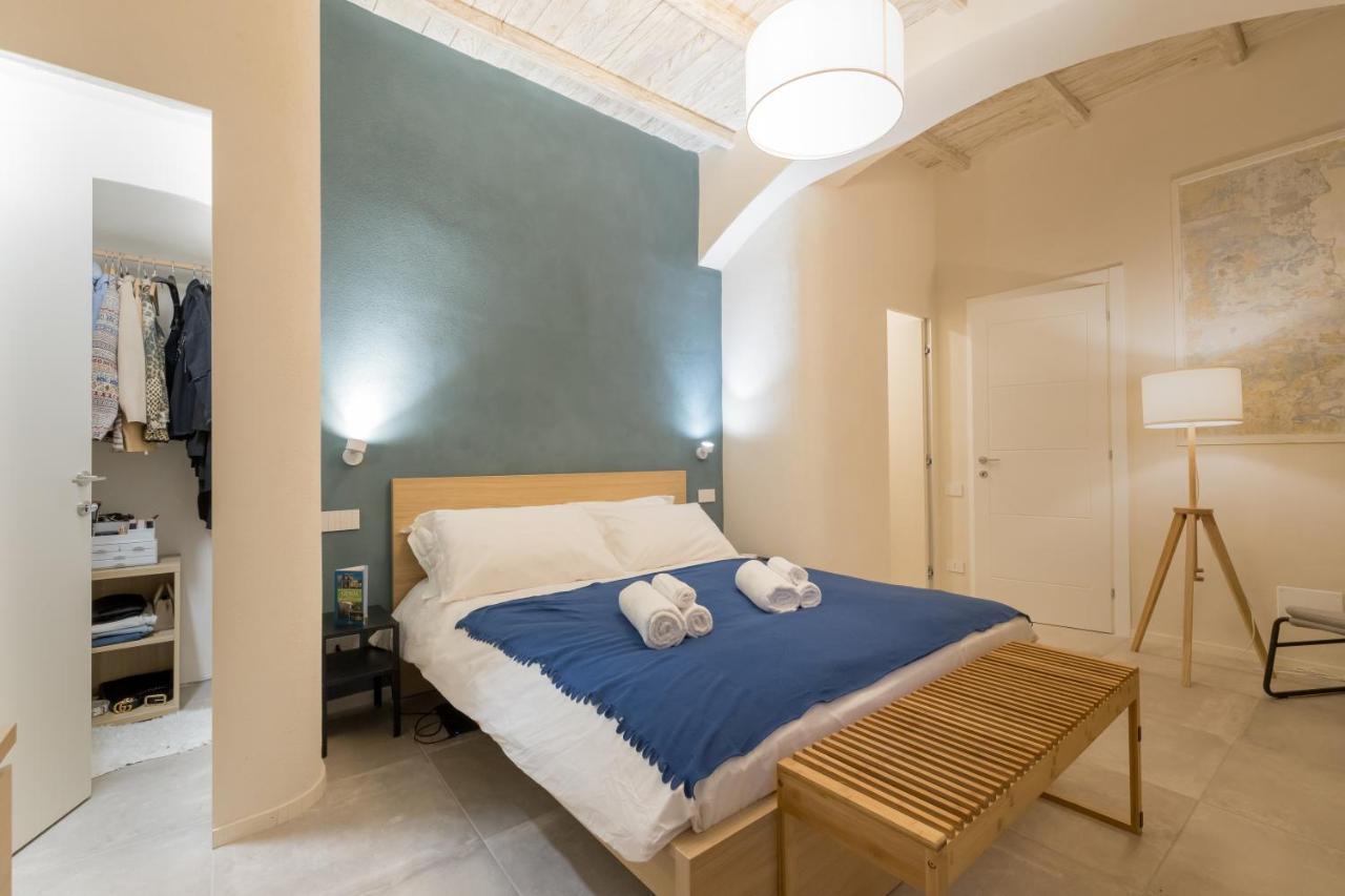 Al Caruggio Guest House เจนัว ภายนอก รูปภาพ